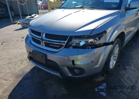 2016 Dodge Journey Sxt z USA, uszkodzony, nr VIN 3C4PDCBB5GT177997